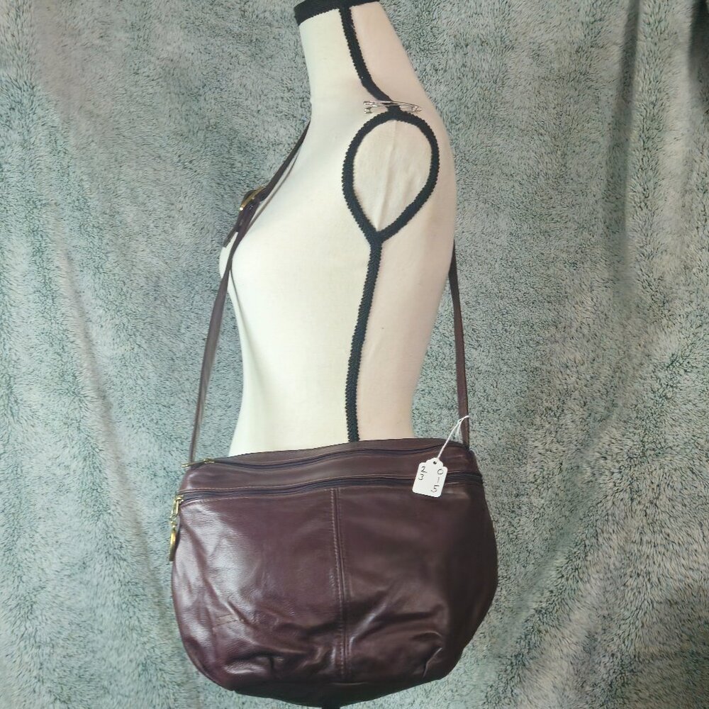 stone mountain brown shoulder bag in good condition